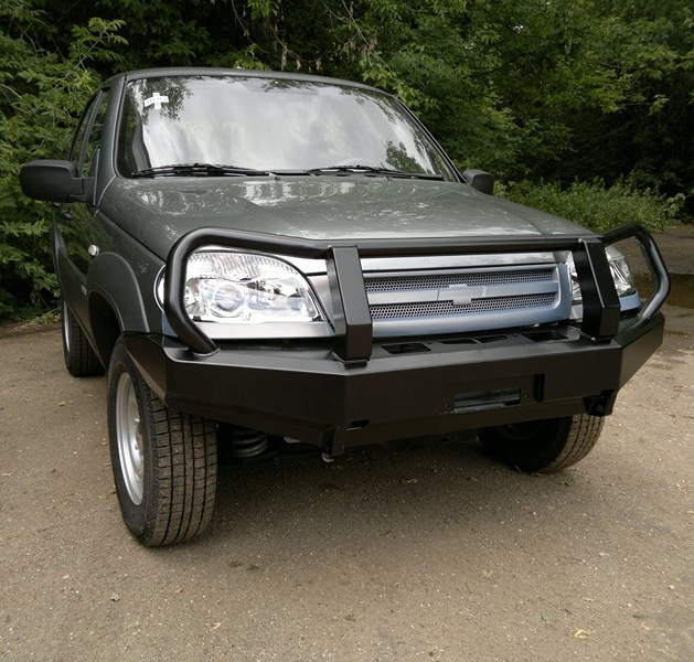 картинка Бампер силовой передний РИФ Нива Шевроле с кенгурином от магазина  4x4 риф шоп